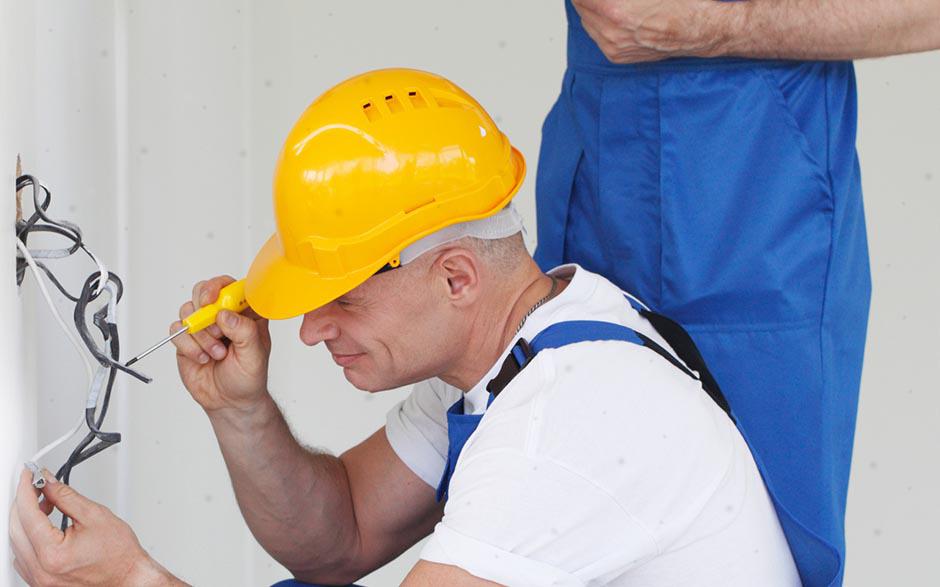 électricien de maintenance Saint-Pierre-lès-Nemours